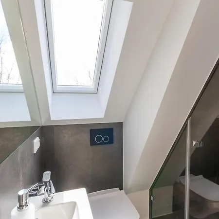 Hirschmann 7 Mit Sauna, Kamin, Balkon 아파트 *